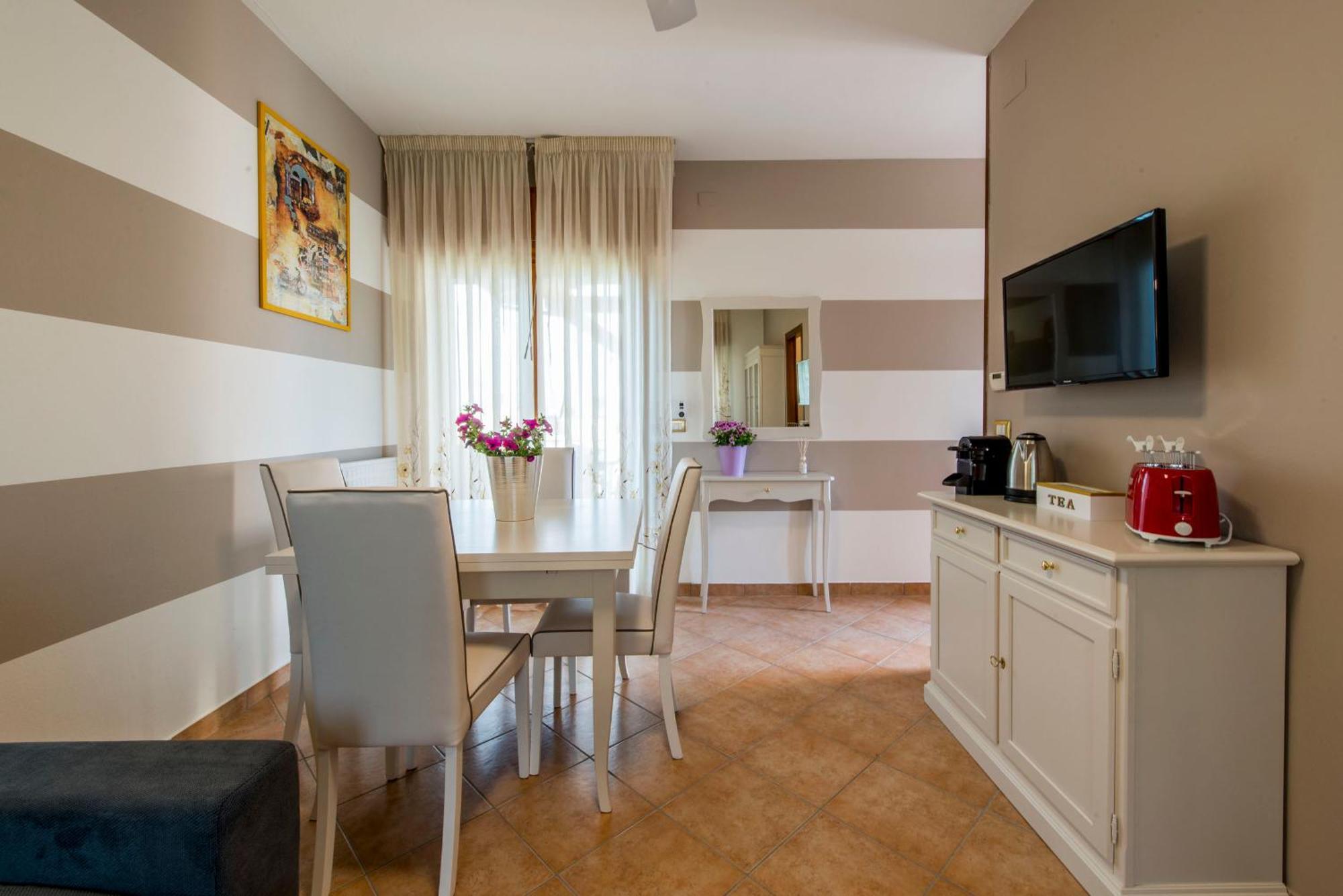 Italianflat - Peschiera Residence Peschiera del Garda Dış mekan fotoğraf